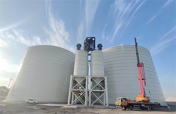 红山街道大型钢板库